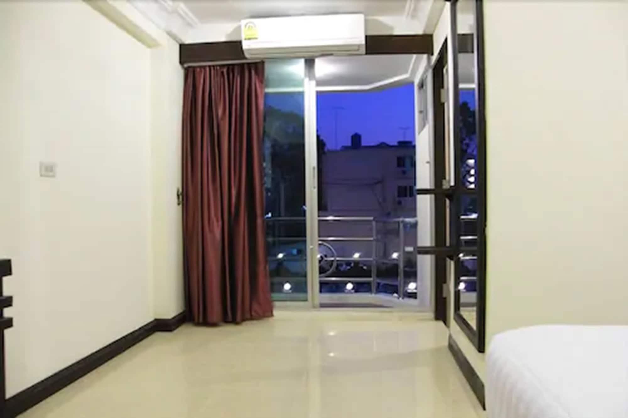 פאטאיה Siwalai City Place מראה חיצוני תמונה